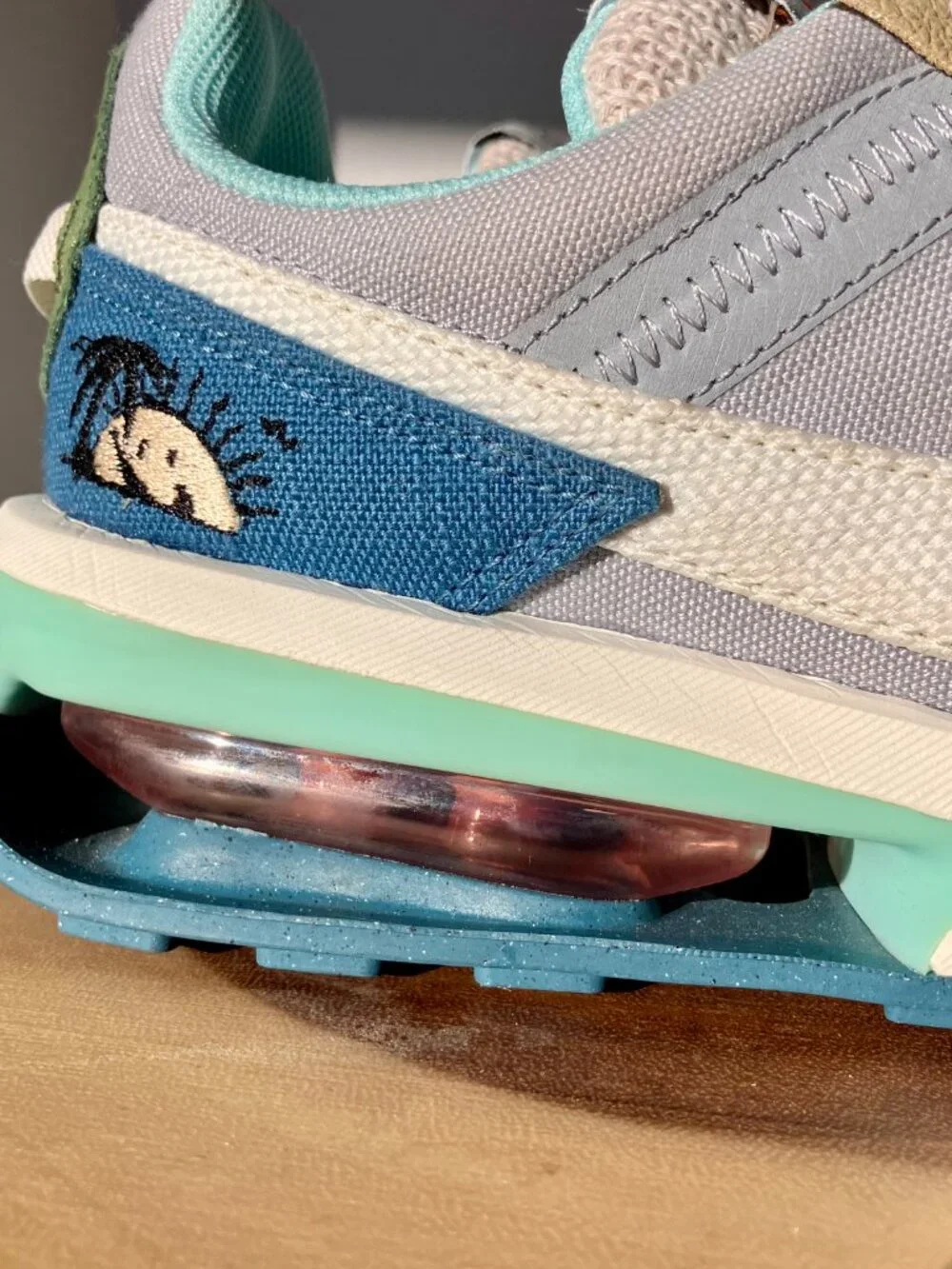 NIKE Air max Pre-Day Sun Club men’s sneakers wolf Grey,sail and rift Blue size 8
